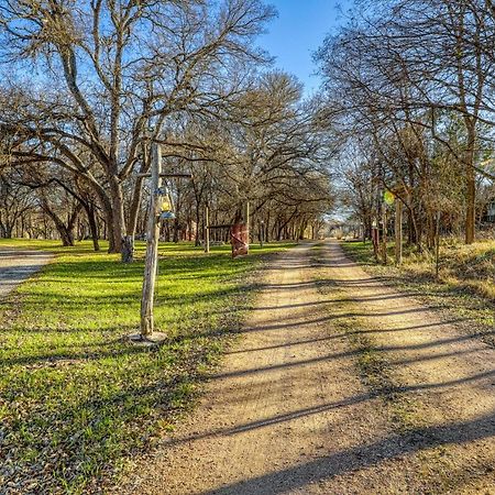The Pecan @ Mendelbaum Winery Guest Cabins Villa Fredericksburg Esterno foto