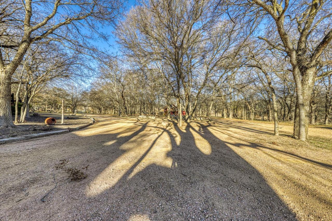 The Pecan @ Mendelbaum Winery Guest Cabins Villa Fredericksburg Esterno foto
